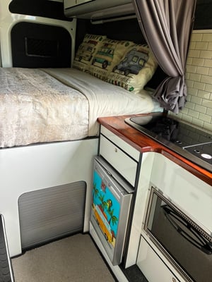2017 Peugeot Boxer Campervan — photo 13 of 13