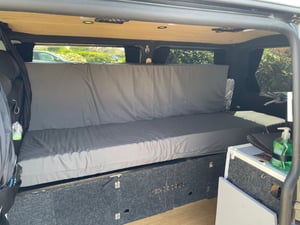 2010 Volkswagen Transporter T5.1 — photo 13 of 23