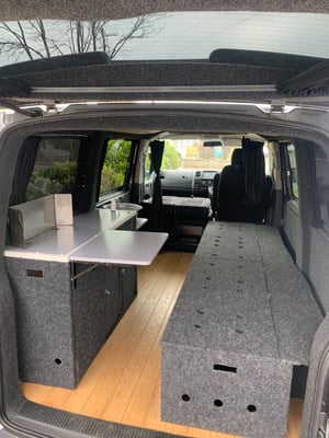 2010 Volkswagen Transporter T5.1 — photo 22 of 23