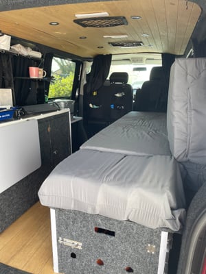 2010 Volkswagen Transporter T5.1 — photo 26 of 64