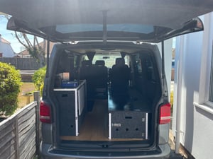2010 Volkswagen Transporter T5.1 — photo 43 of 64