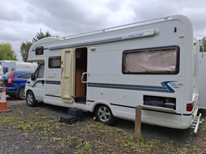 2006 Auto-Trail Apache 700 SE — photo 23 of 54