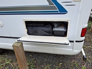 2006 Auto-Trail Apache 700 SE — photo 29 of 54