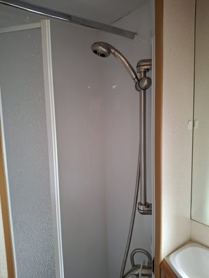 2006 Auto-Trail Apache 700 SE — photo 40 of 54