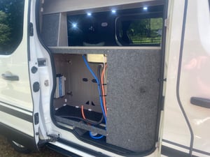 2015 Vauxhall Vivaro — photo 13 of 19