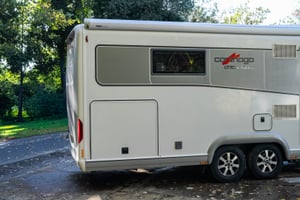 2017 Carthago Chic E-Line XL — photo 17 of 75