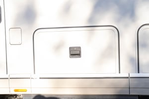 2017 Carthago Chic E-Line XL — photo 15 of 75