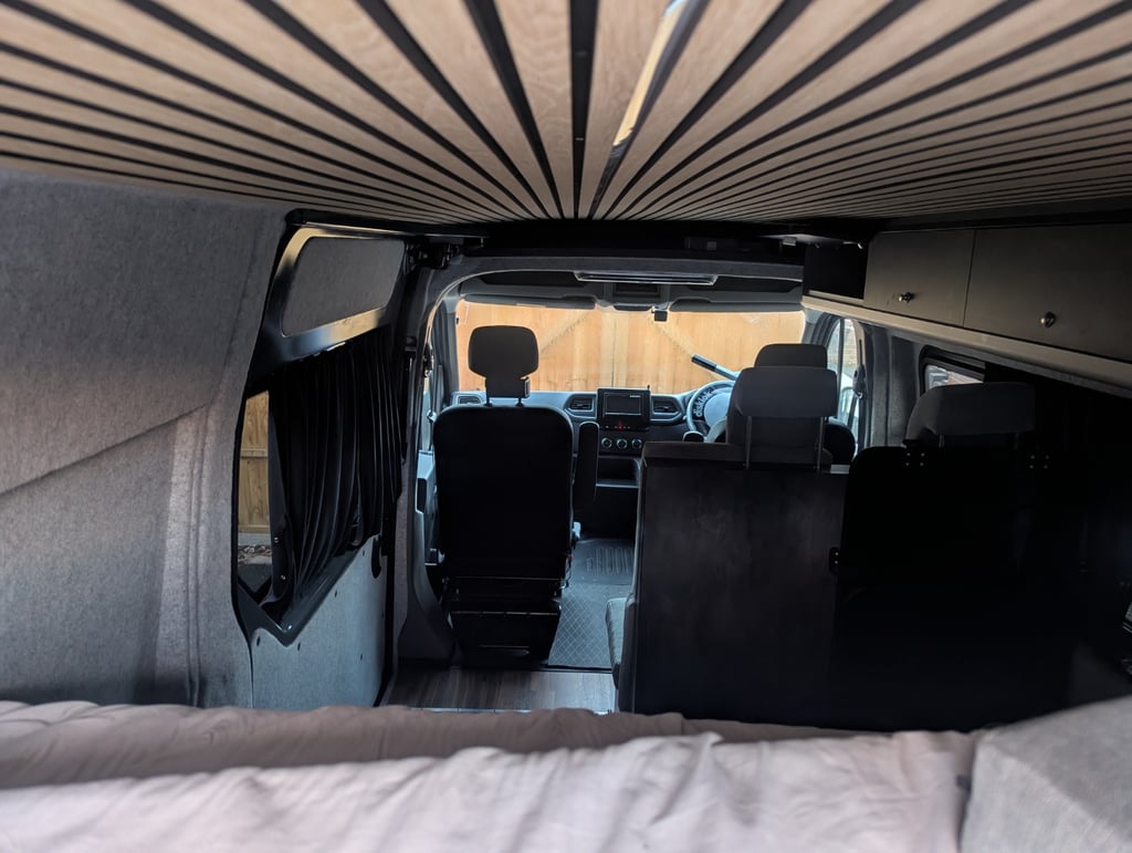 2023 Nissan Interstar - Image 1