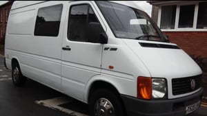 1999 Volkswagen LT Custom Conversion — photo 2 of 18