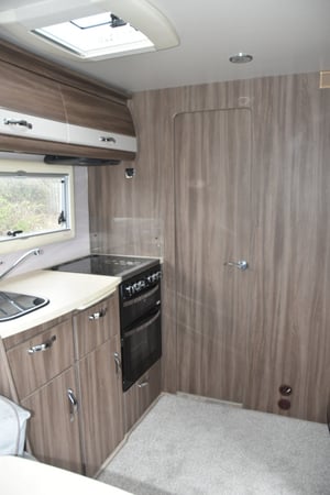 2021 Auto sleeper corinium Corinium — photo 8 of 11