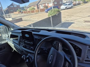 2020 Ford Transit — photo 3 of 9