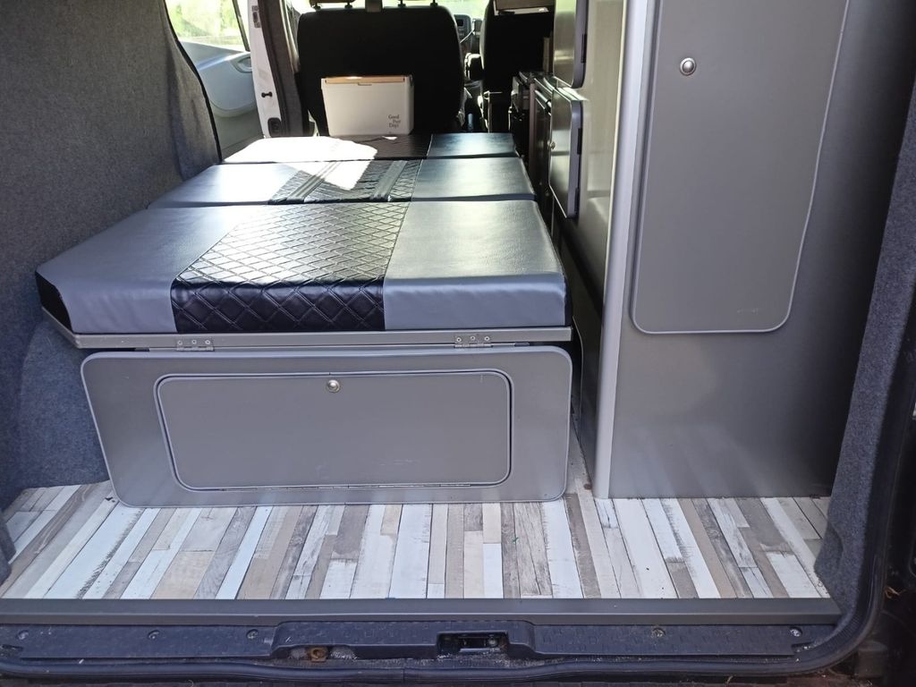 2016 Vauxhall Vivaro - Image 5