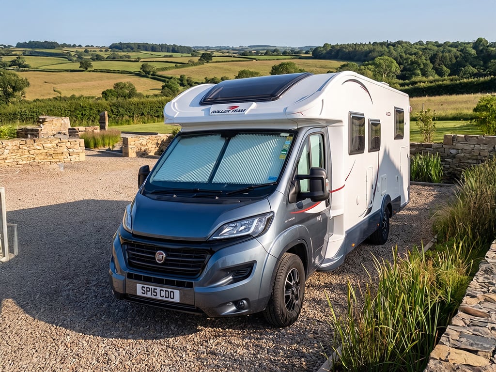 2015 Roller Team T-Line 740 - Image 1