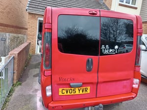2005 Vauxhall Vivaro — photo 3 of 8