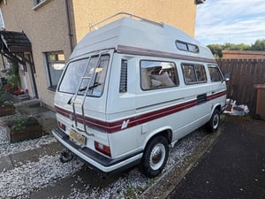 1990 Volkswagen T25 — photo 13 of 15