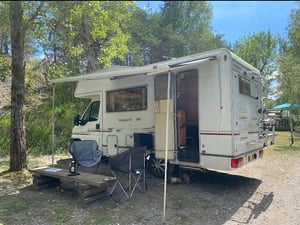 2002 Hymer B544 — photo 4 of 8