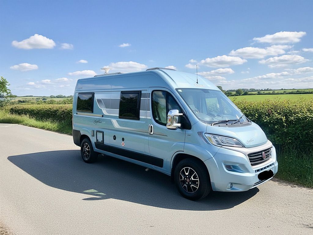2019 Elddis CV40 Signature - Image 4