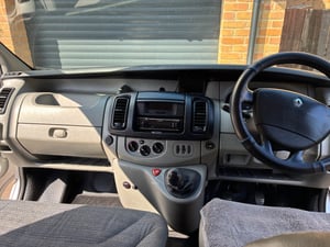 2007 Renault Trafic — photo 6 of 28