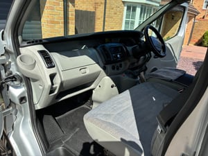 2007 Renault Trafic — photo 14 of 28