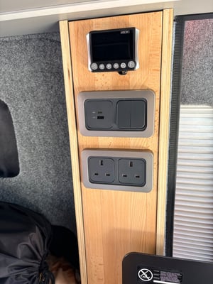 2023 Ford Transit — photo 4 of 48