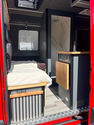 2023 Ford Transit — photo 40 of 48