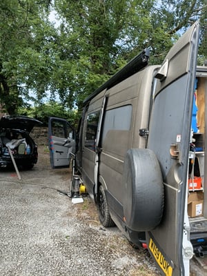 2009 Mercedes Sprinter — photo 14 of 14