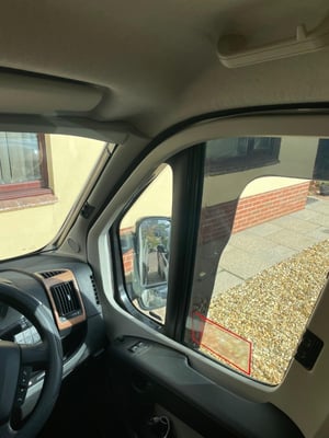 2017 Peugeot Boxer — photo 11 of 24