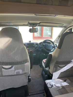 2017 Peugeot Boxer — photo 13 of 24