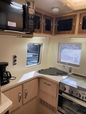 2017 Peugeot Boxer — photo 20 of 24