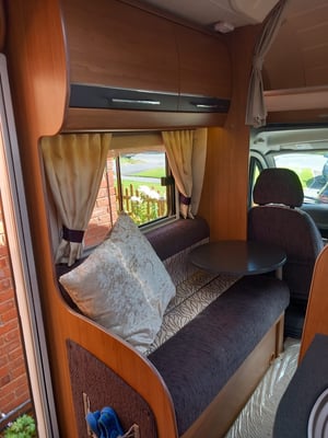 2012 Auto-Trail Frontier Cherokee — photo 9 of 19