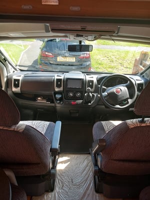 2012 Auto-Trail Frontier Cherokee — photo 3 of 19