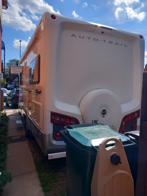 2012 Auto-Trail Frontier Cherokee — photo 2 of 19