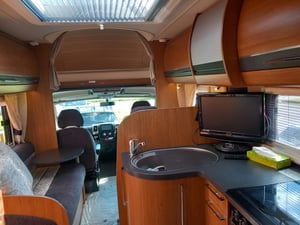2012 Auto-Trail Frontier Cherokee — photo 5 of 19