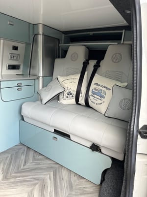 2021 Volkswagen T6.1 Campervan — photo 10 of 11
