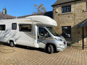 2017 Auto-Trail Tribute 736 — photo 11 of 17