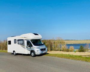 2017 Auto-Trail Tribute 736 — photo 9 of 17
