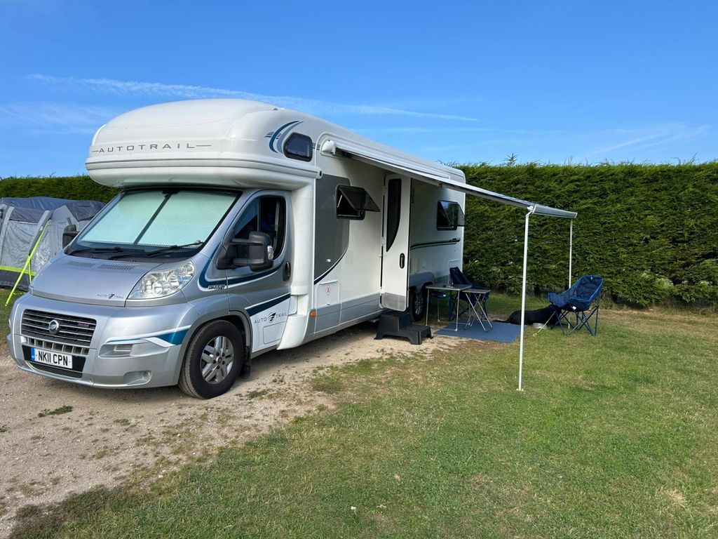 2011 Auto-trail Arapaho - Image 4