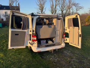 2011 Volkswagon Transporter T5.1 — photo 10 of 14