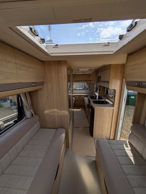 2017 Elddis Impressa — photo 4 of 10