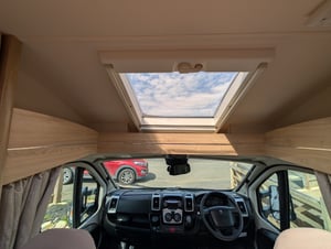 2017 Elddis Impressa — photo 8 of 10