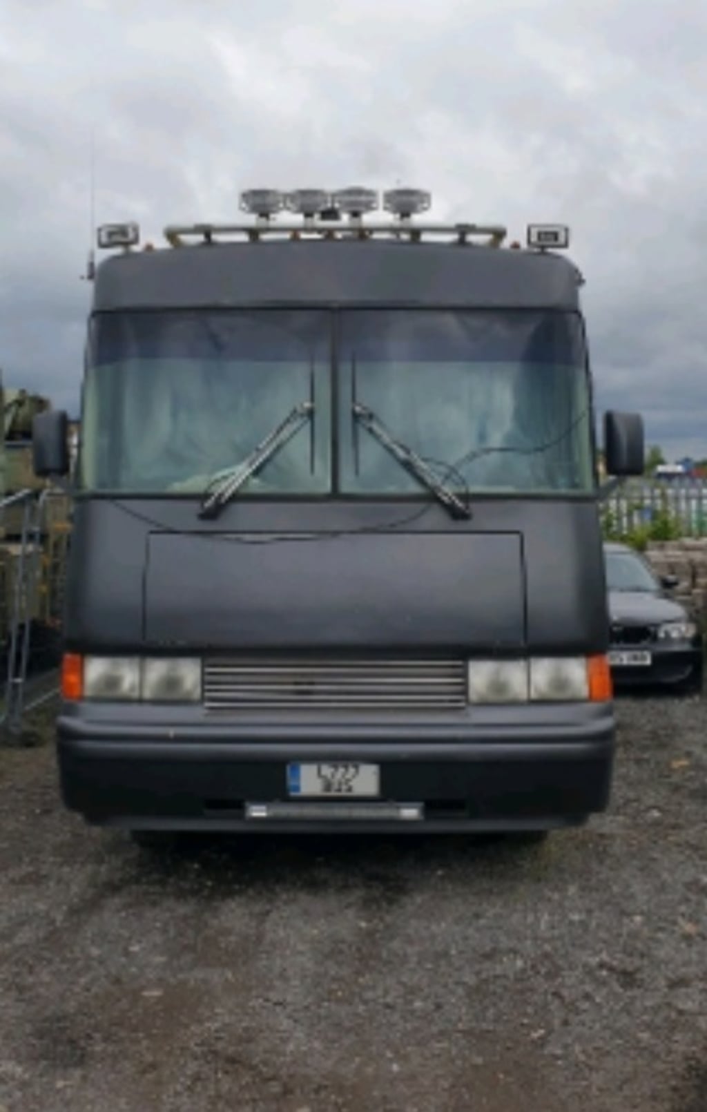 1994 Tiffin Allegro American RV - Image 1
