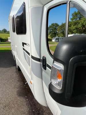 2022 Auto-Trail Expedition C73