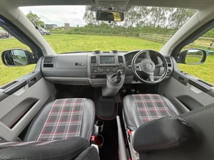 2014 Volkswagen T30 — photo 8 of 26