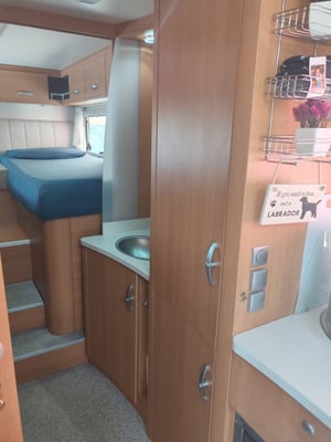 2006 Knaus Sunliner 808 leg — photo 15 of 21