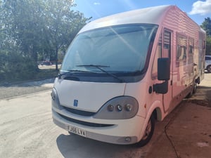 2006 Knaus Sunliner 808 leg — photo 19 of 21
