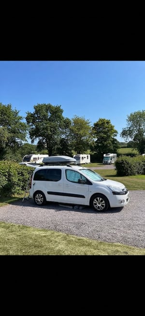 2012 Citroen Berlingo — photo 1 of 8