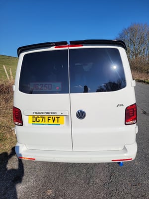2021 Volkswagen T6.1 Full Electric  — photo 11 of 35