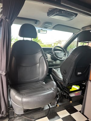 2009 Renault Trafic — photo 8 of 27