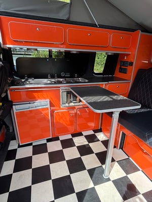 2015 Volkswagen T28 — photo 7 of 48