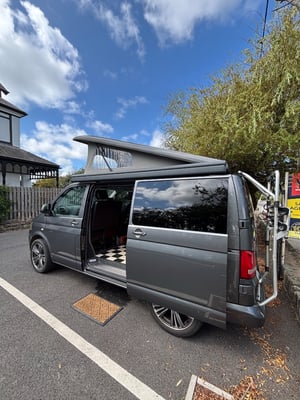 2015 Volkswagen T28 — photo 18 of 48